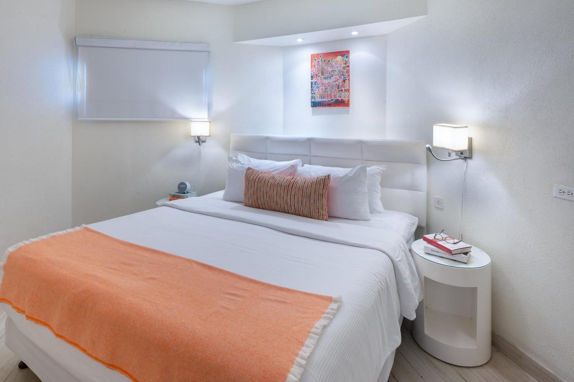 The Rockley By Ocean Hotels - Breakfast Included ブリッジタウン エクステリア 写真