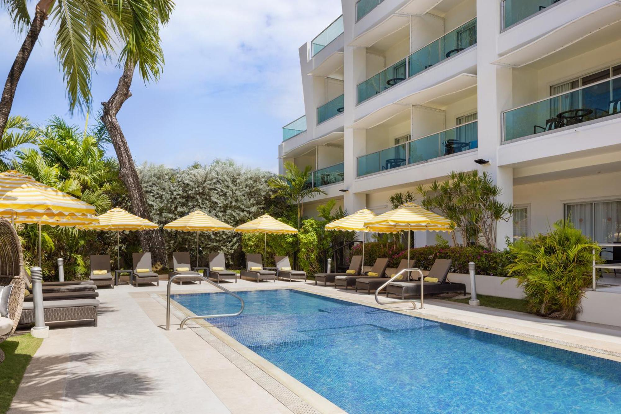 The Rockley By Ocean Hotels - Breakfast Included ブリッジタウン エクステリア 写真