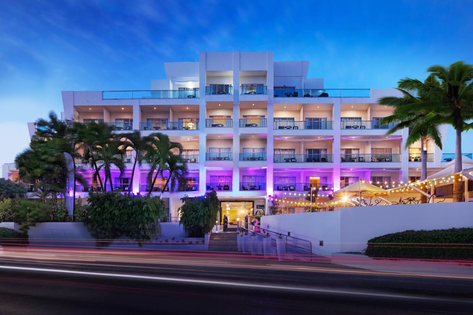 The Rockley By Ocean Hotels - Breakfast Included ブリッジタウン エクステリア 写真