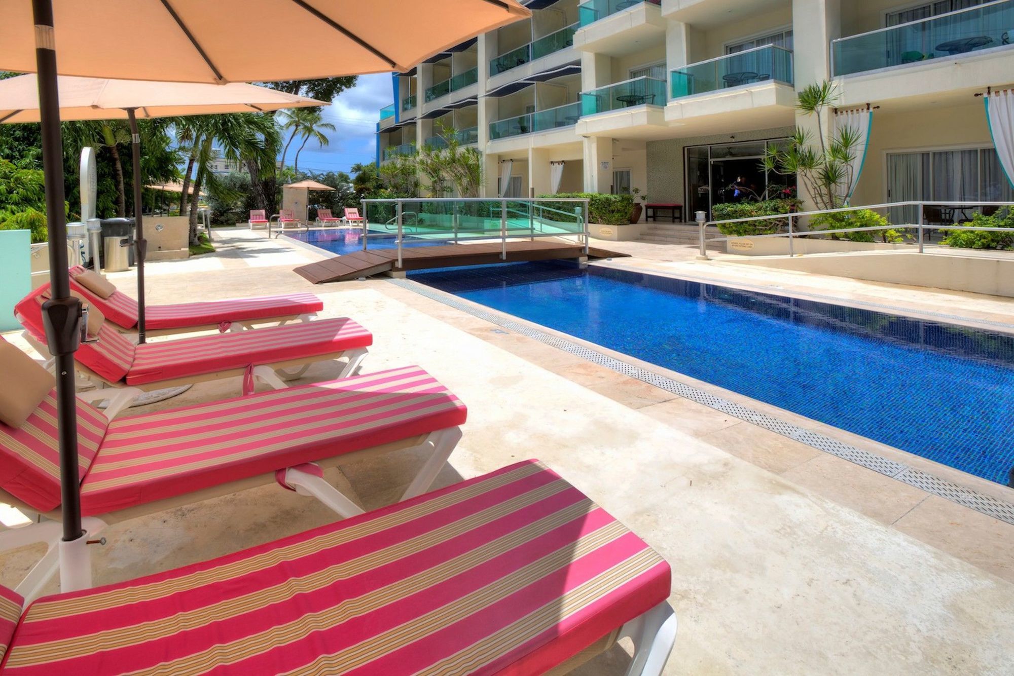 The Rockley By Ocean Hotels - Breakfast Included ブリッジタウン エクステリア 写真